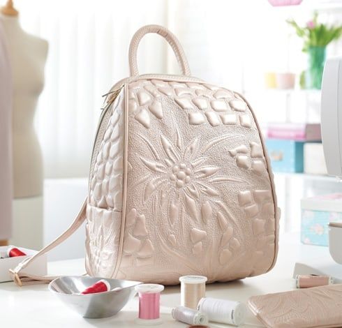 Стеганый рюкзак размером 32×27 см